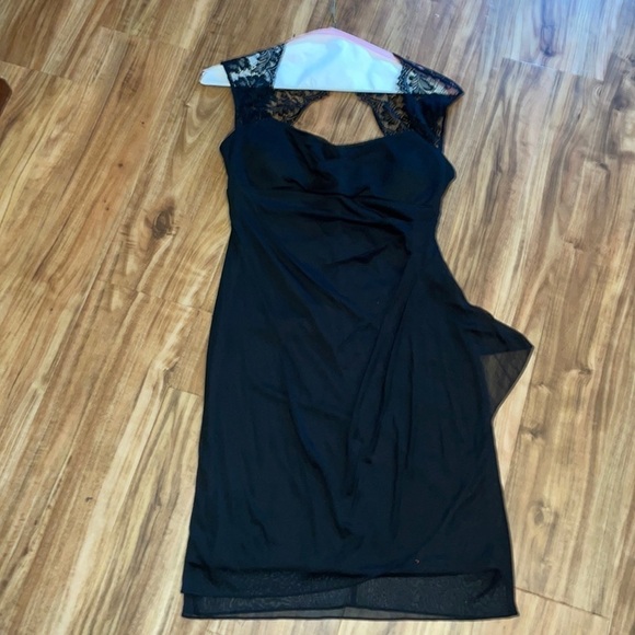 Dress barn women’s dress 10 medium mini black lace rushed cocktail classic - Picture 2 of 4